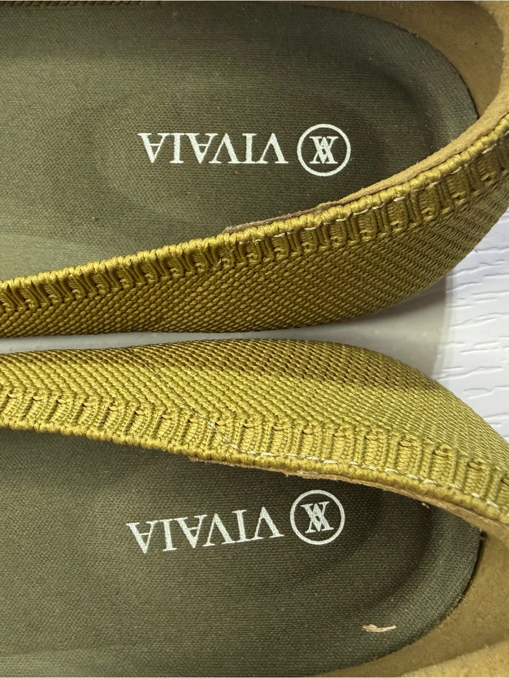 Vivaia Aria 5 Pointed Toe Ballet Flats in Olive Green- Size 40.5 - Picture 6 of 11
